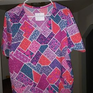 Vera Bradley scrub top